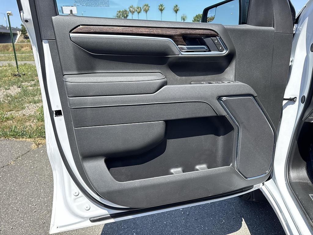 new 2026 GMC Sierra 1500 car, priced at $51,883