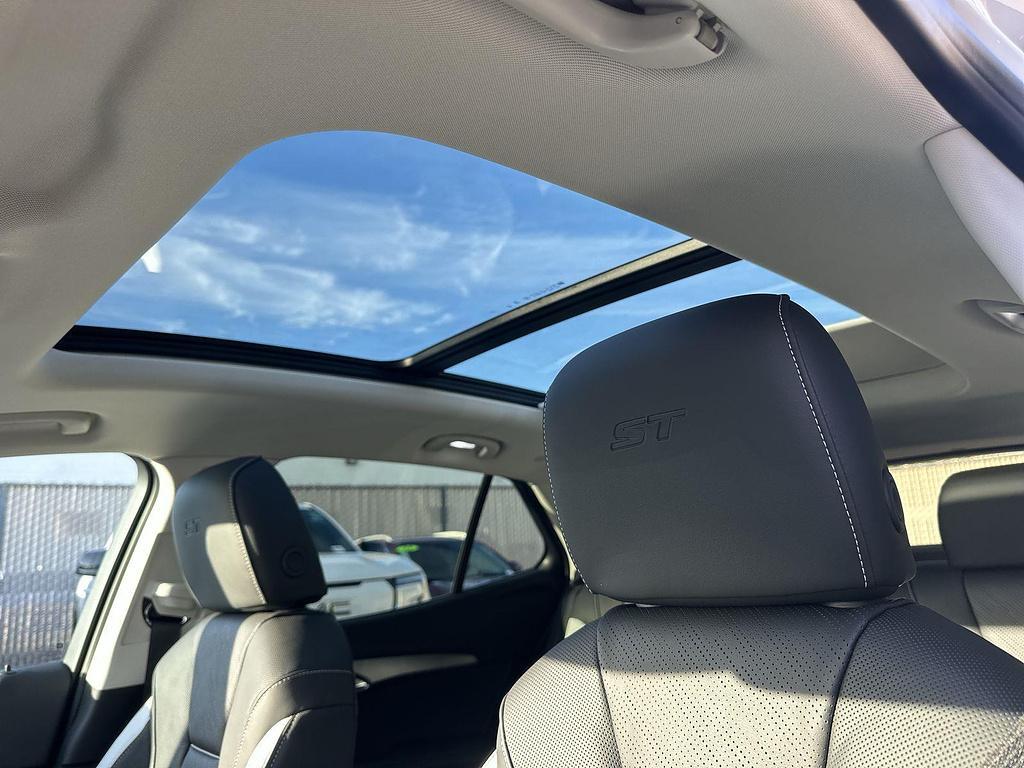new 2026 Buick Envision car, priced at $40,225