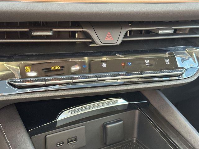 new 2026 Buick Envision car, priced at $45,557