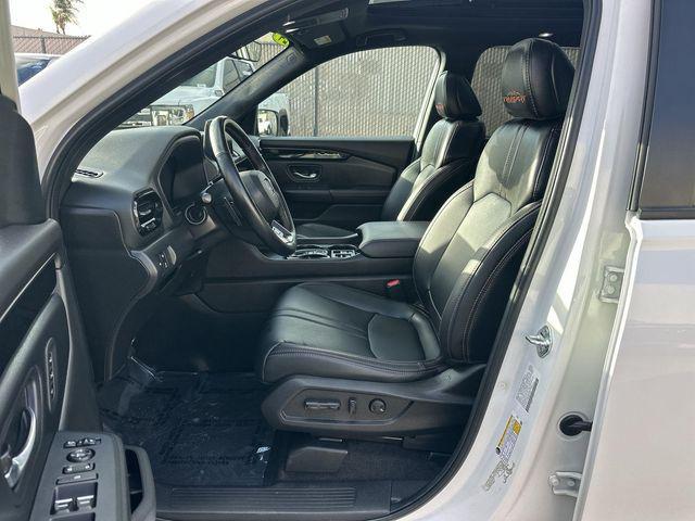 used 2024 Honda Pilot car, priced at $40,398