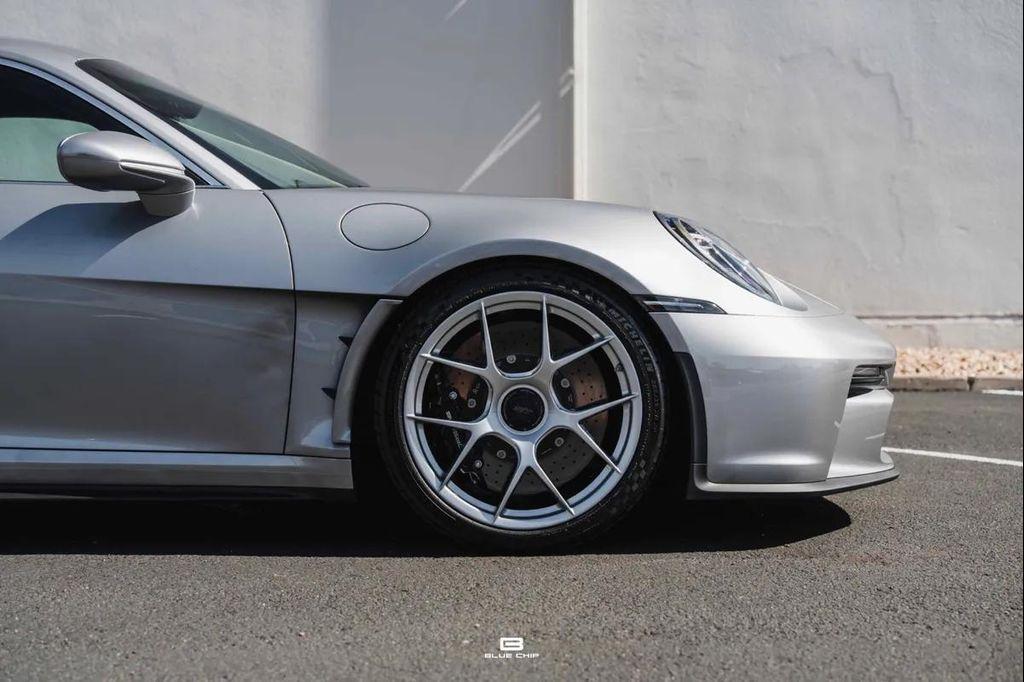used 2024 Porsche 911 car