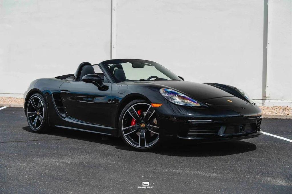 used 2025 Porsche 718 Boxster car
