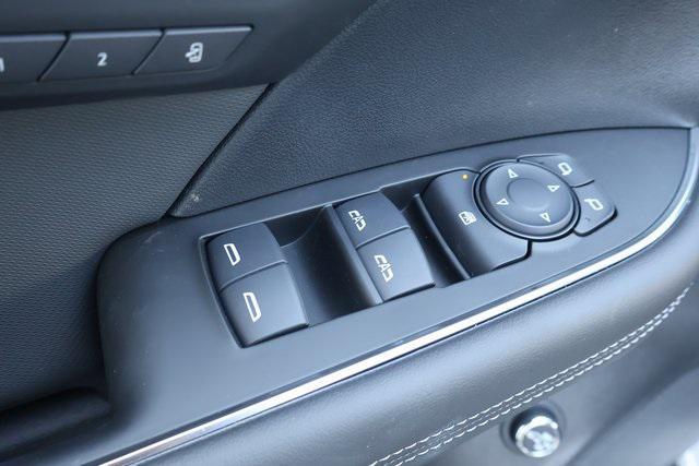 new 2025 Buick Envision car, priced at $41,245