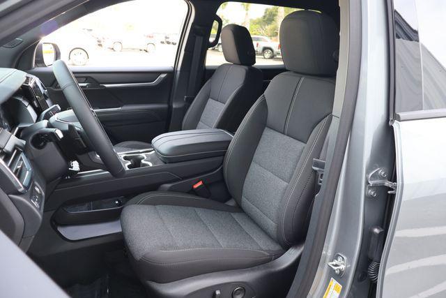 new 2026 GMC Acadia car, priced at $48,133