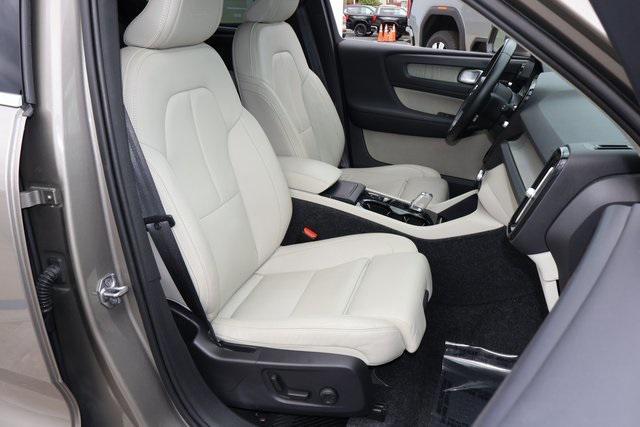 used 2020 Volvo XC40 car, priced at $19,500