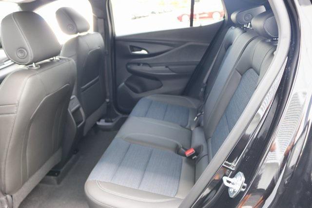 new 2025 Buick Envista car, priced at $25,280