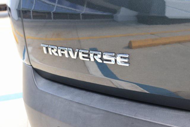 used 2020 Chevrolet Traverse car, priced at $17,000