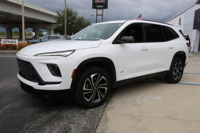 new 2025 Buick Enclave car, priced at $45,035