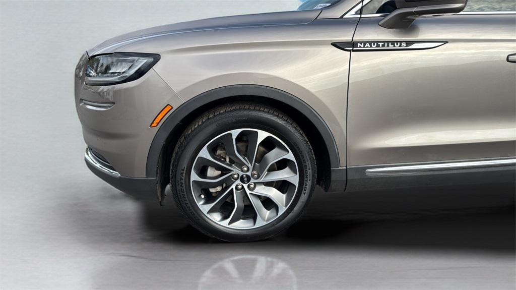 used 2021 Lincoln Nautilus car, priced at $24,900
