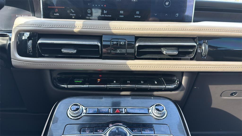 used 2021 Lincoln Nautilus car, priced at $24,900