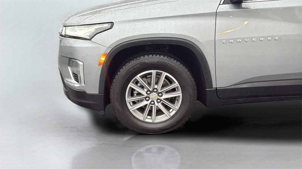 used 2023 Chevrolet Traverse car, priced at $26,695