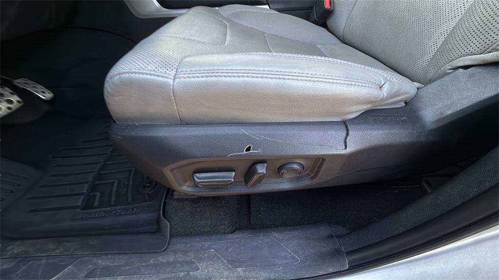 used 2023 Toyota Tundra car, priced at $35,900