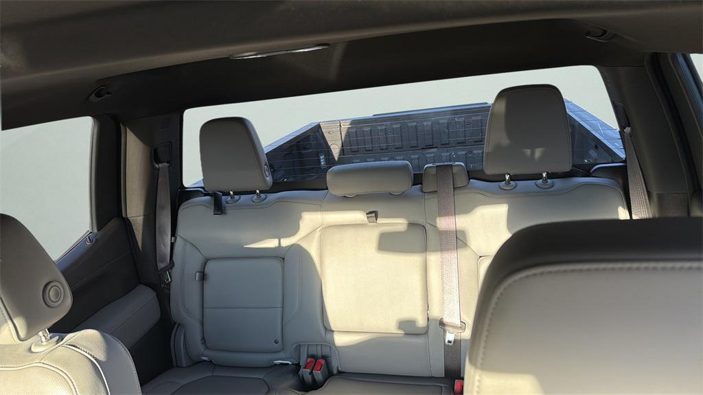 used 2021 GMC Sierra 1500 car, priced at $37,900