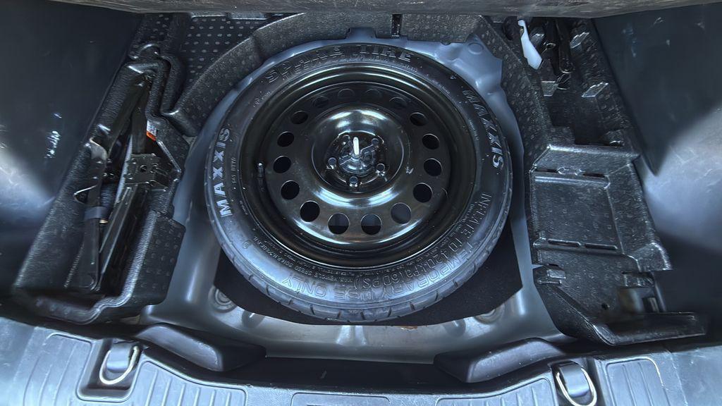 used 2023 Ford Escape car, priced at $18,900