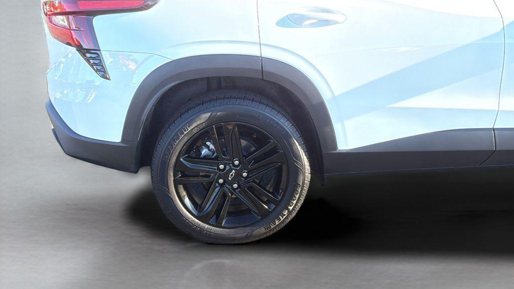 used 2024 Chevrolet Trax car, priced at $20,900