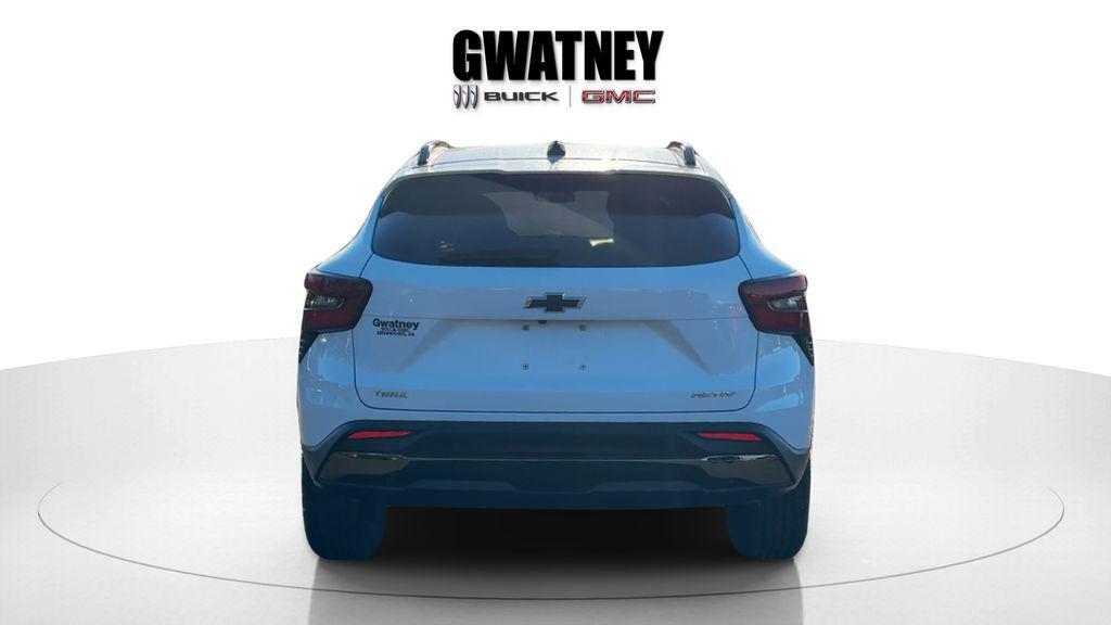 used 2024 Chevrolet Trax car, priced at $20,900