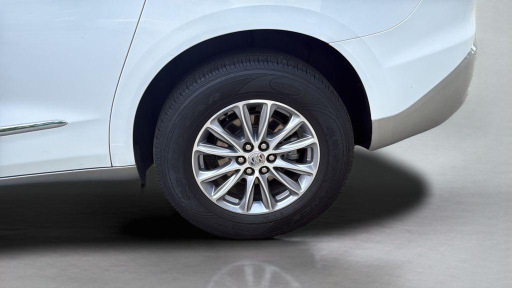 used 2024 Buick Enclave car, priced at $31,900