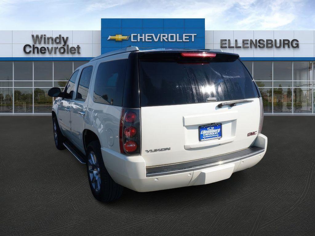 used 2014 GMC Yukon car, priced at $13,259