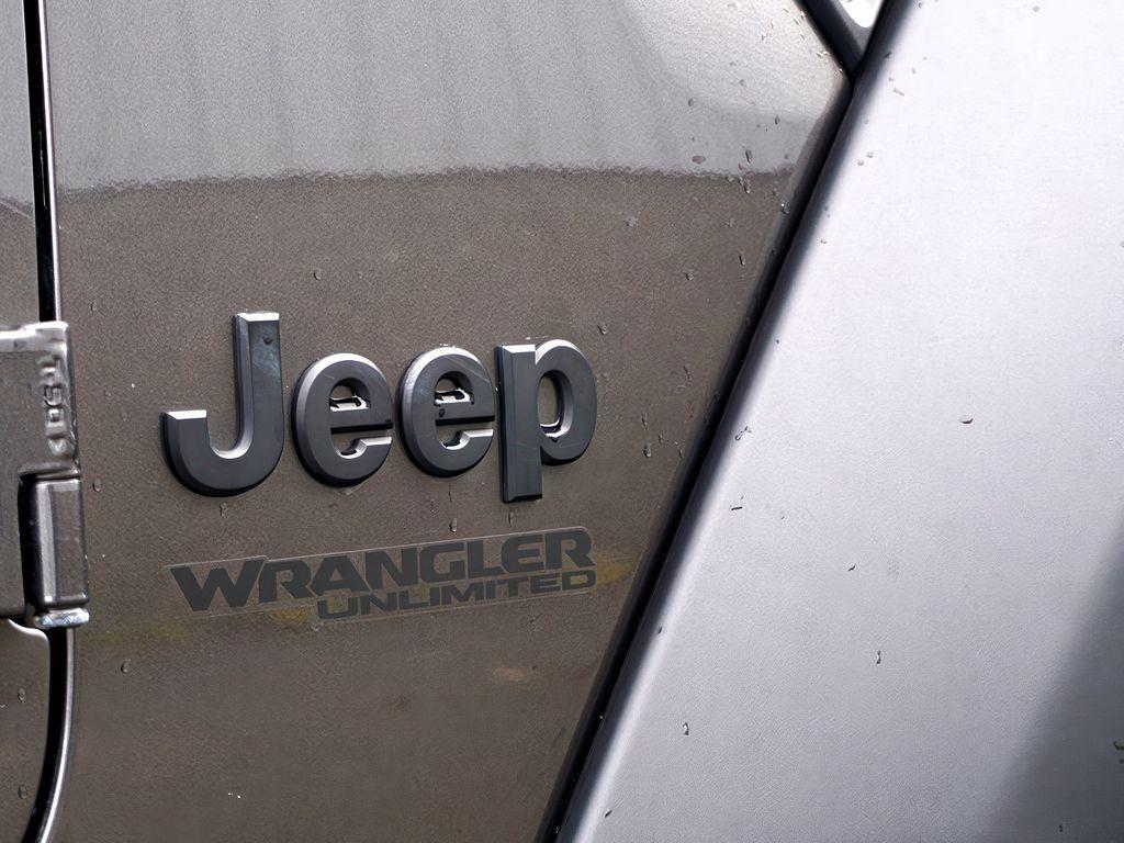used 2021 Jeep Wrangler Unlimited car, priced at $35,899