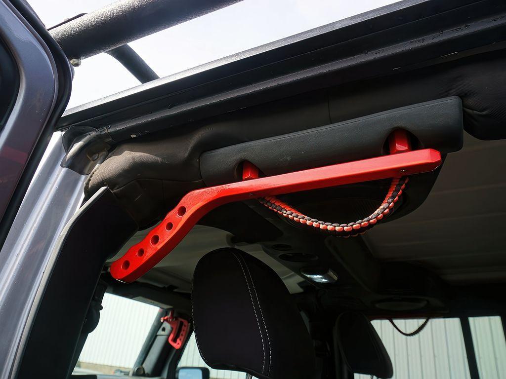 used 2014 Jeep Wrangler Unlimited car, priced at $22,199