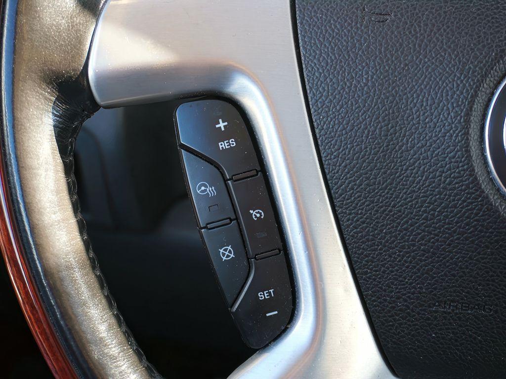 used 2007 Cadillac Escalade car, priced at $13,499