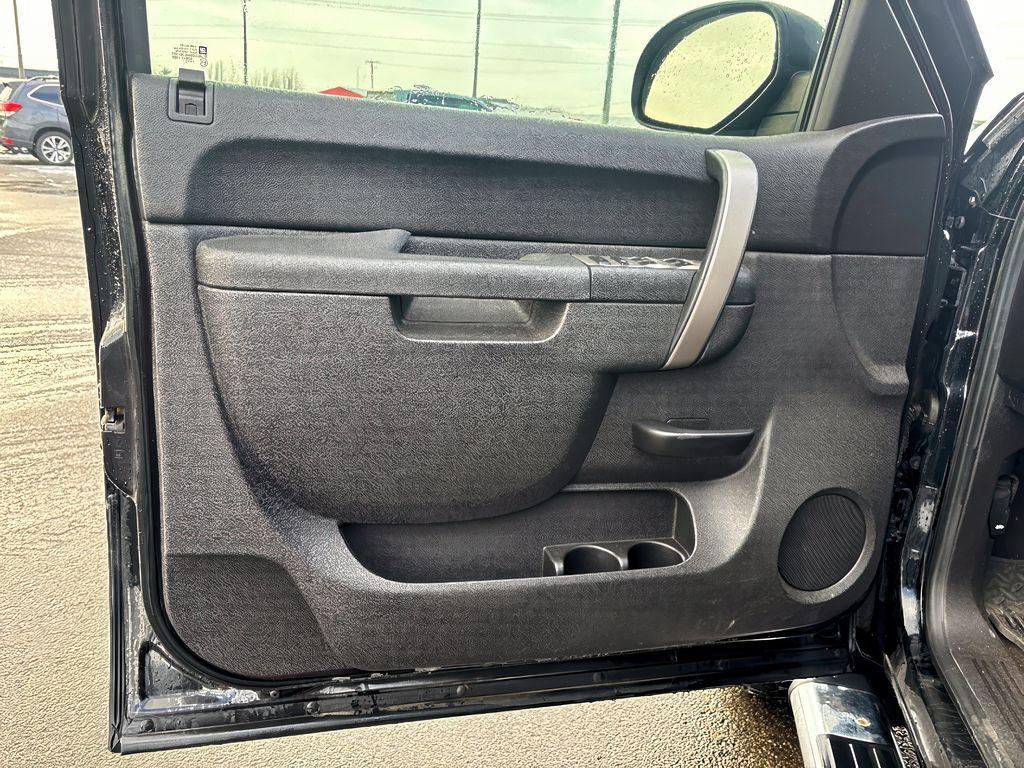 used 2011 Chevrolet Silverado 1500 car, priced at $17,999