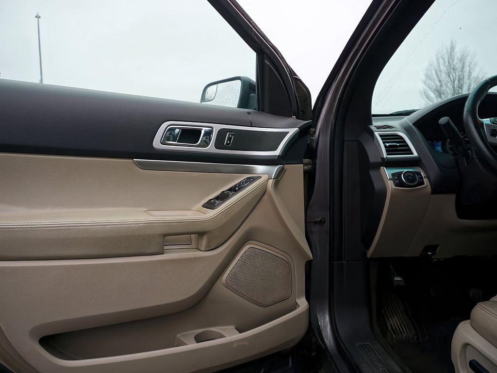 used 2013 Ford Explorer car, priced at $9,999