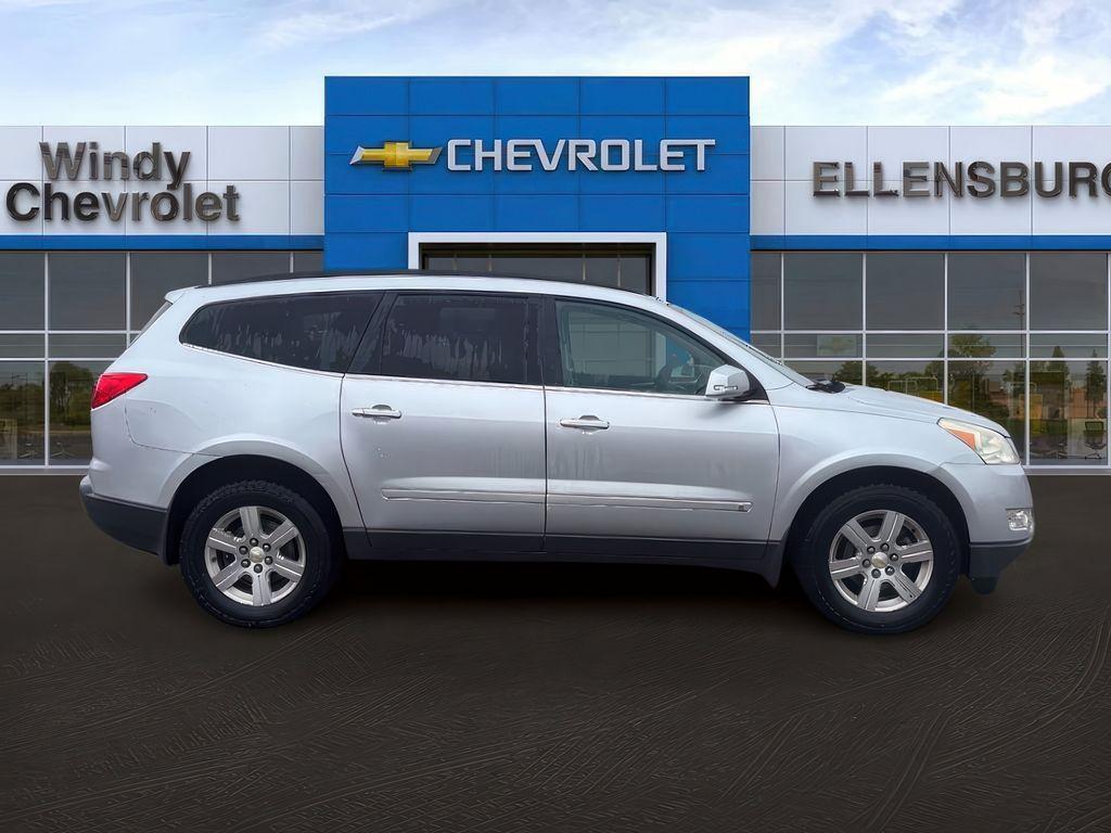used 2010 Chevrolet Traverse car, priced at $7,999