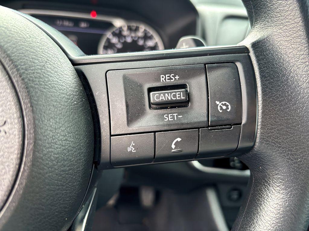 used 2024 Nissan Rogue car, priced at $21,999