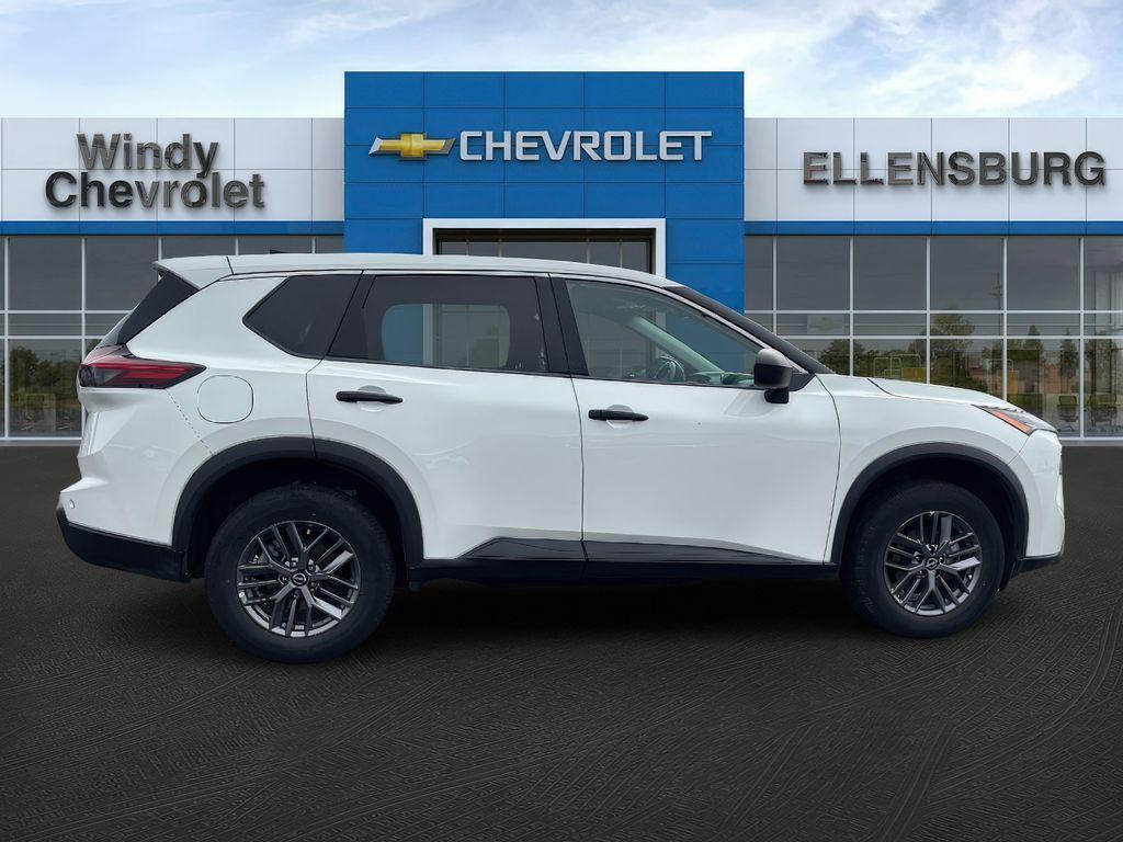 used 2024 Nissan Rogue car, priced at $21,999