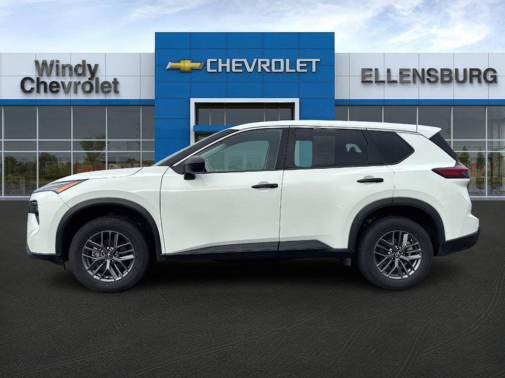 used 2024 Nissan Rogue car, priced at $21,999