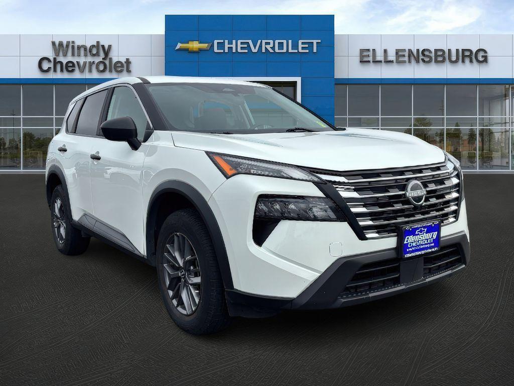 used 2024 Nissan Rogue car, priced at $21,999