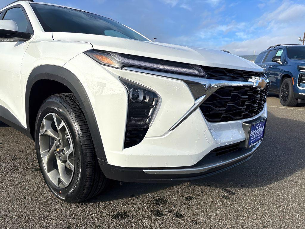 new 2026 Chevrolet Trax car, priced at $25,999