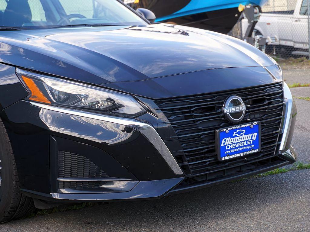 used 2025 Nissan Altima car, priced at $25,999