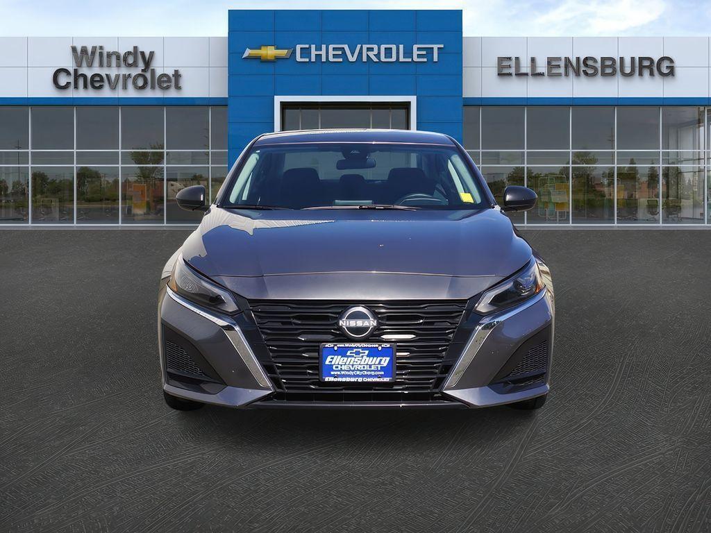 used 2025 Nissan Altima car, priced at $25,999
