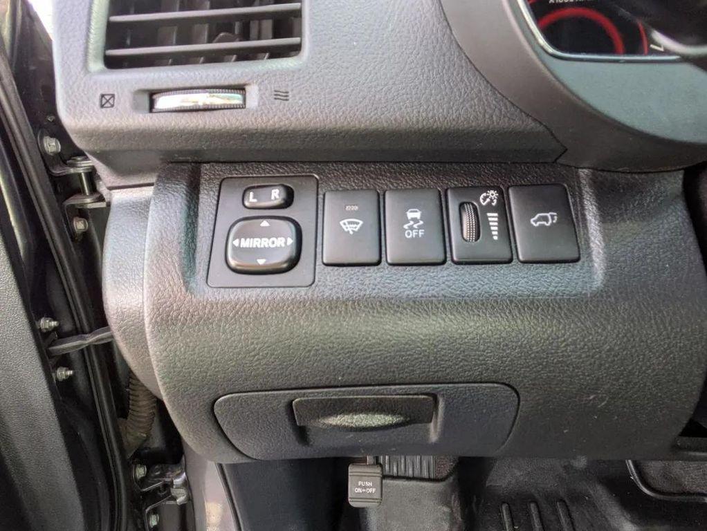 used 2011 Toyota Highlander car, priced at $10,490