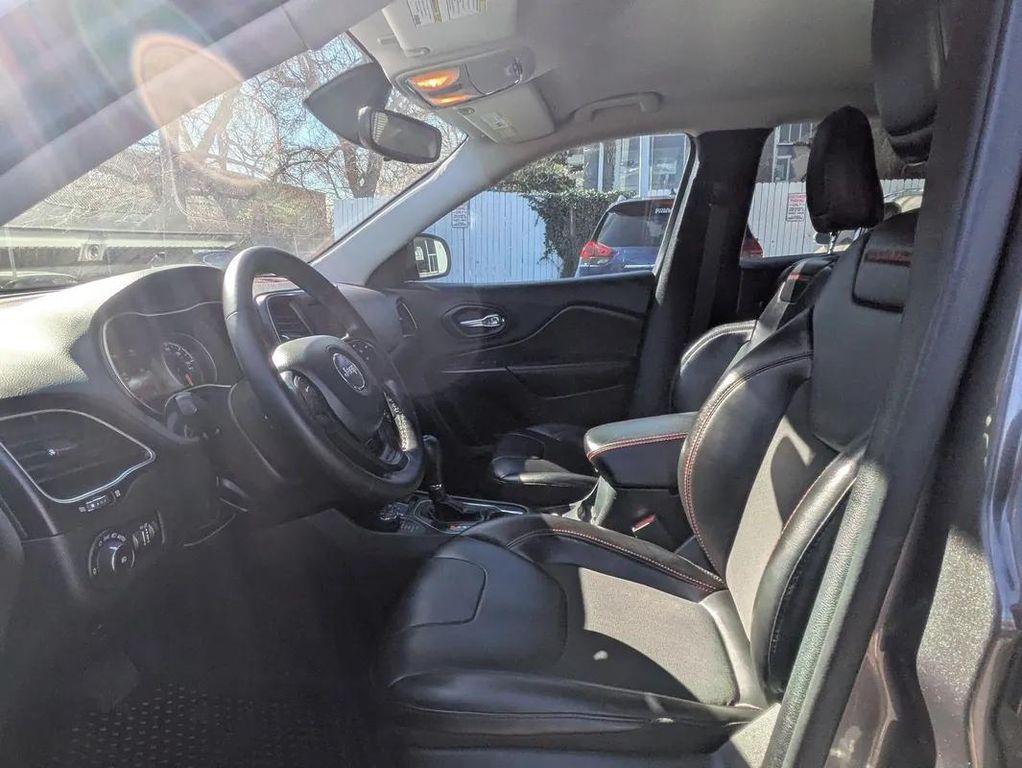 used 2020 Jeep Cherokee car, priced at $17,990