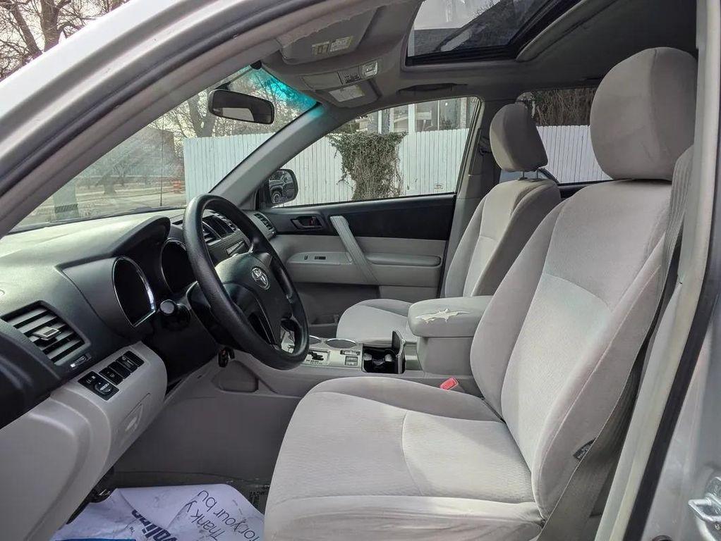 used 2008 Toyota Highlander car, priced at $6,990