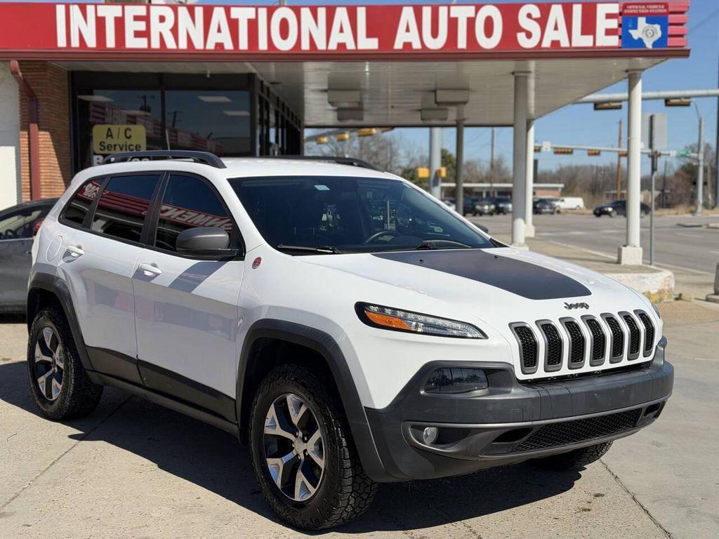 used 2017 Jeep Cherokee car, priced at $13,495