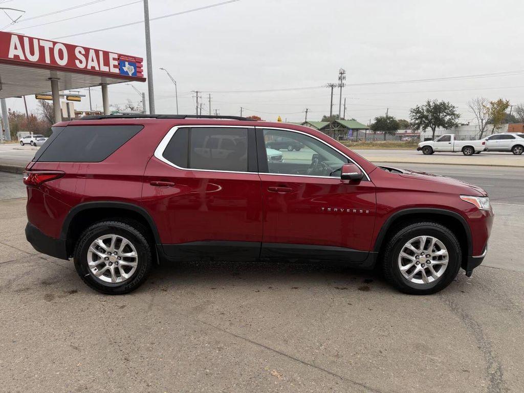 used 2021 Chevrolet Traverse car, priced at $17,495