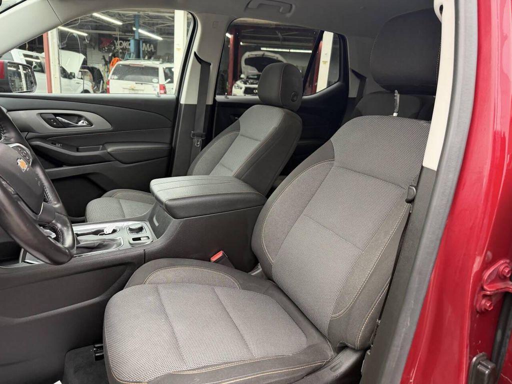 used 2021 Chevrolet Traverse car, priced at $17,495