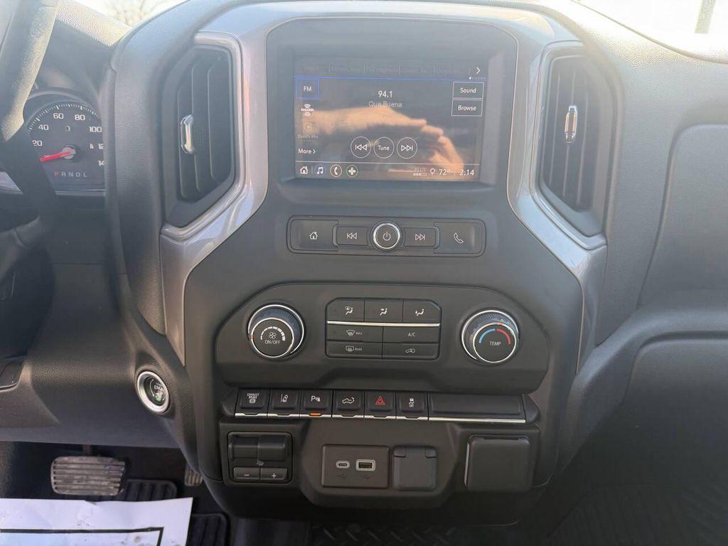 used 2024 Chevrolet Silverado 2500 car, priced at $40,995