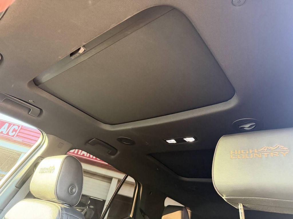 used 2023 Chevrolet Traverse car, priced at $32,495