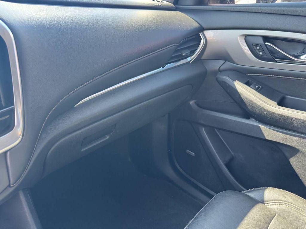 used 2021 Chevrolet Traverse car, priced at $15,995