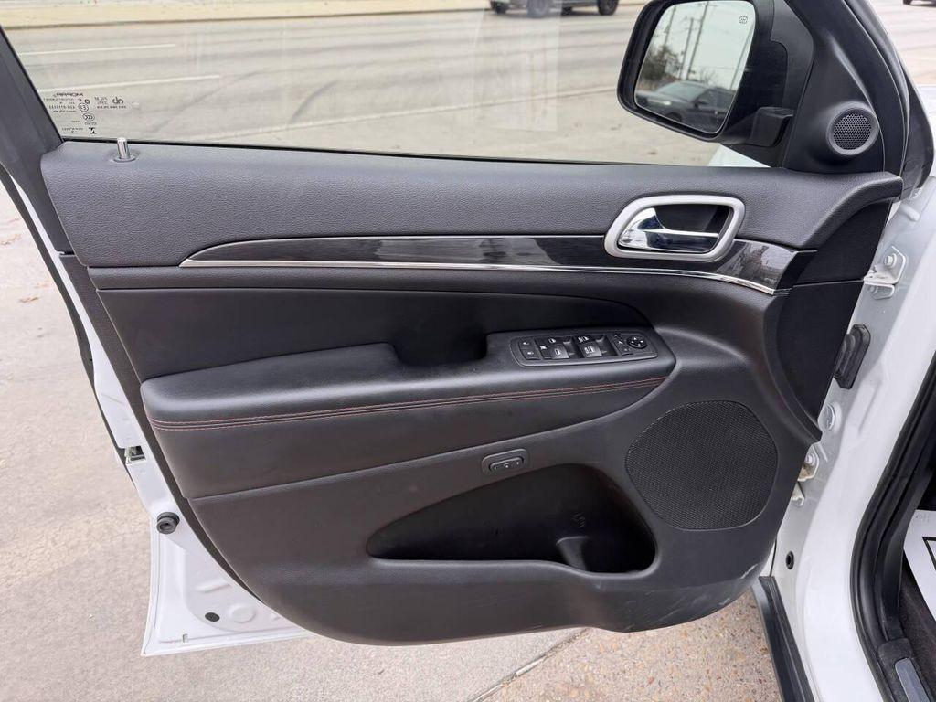 used 2018 Jeep Grand Cherokee car, priced at $19,495