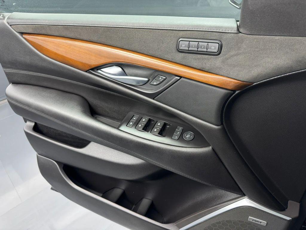 used 2019 Cadillac Escalade car, priced at $27,888