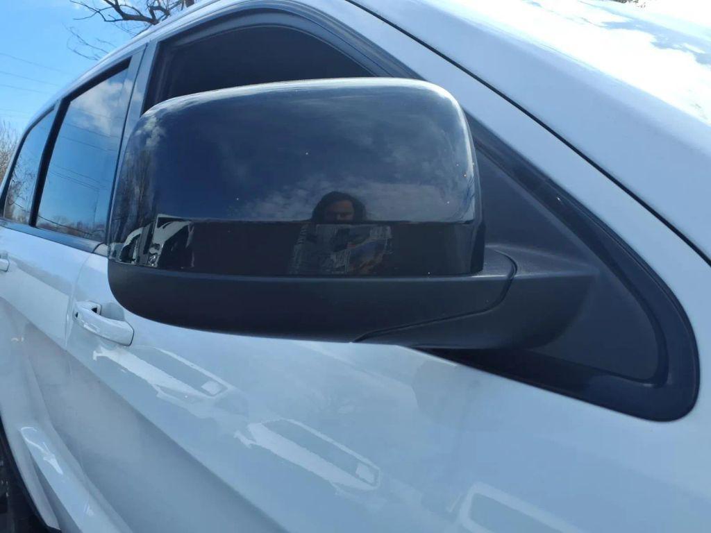 used 2018 Jeep Grand Cherokee car, priced at $12,495