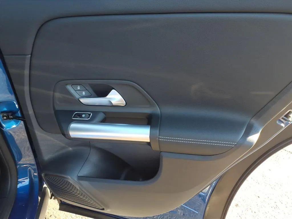 used 2025 Mercedes-Benz GLA 250 car, priced at $32,888