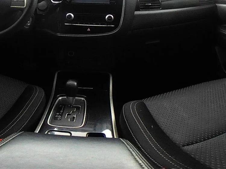 used 2020 Mitsubishi Outlander car, priced at $12,995