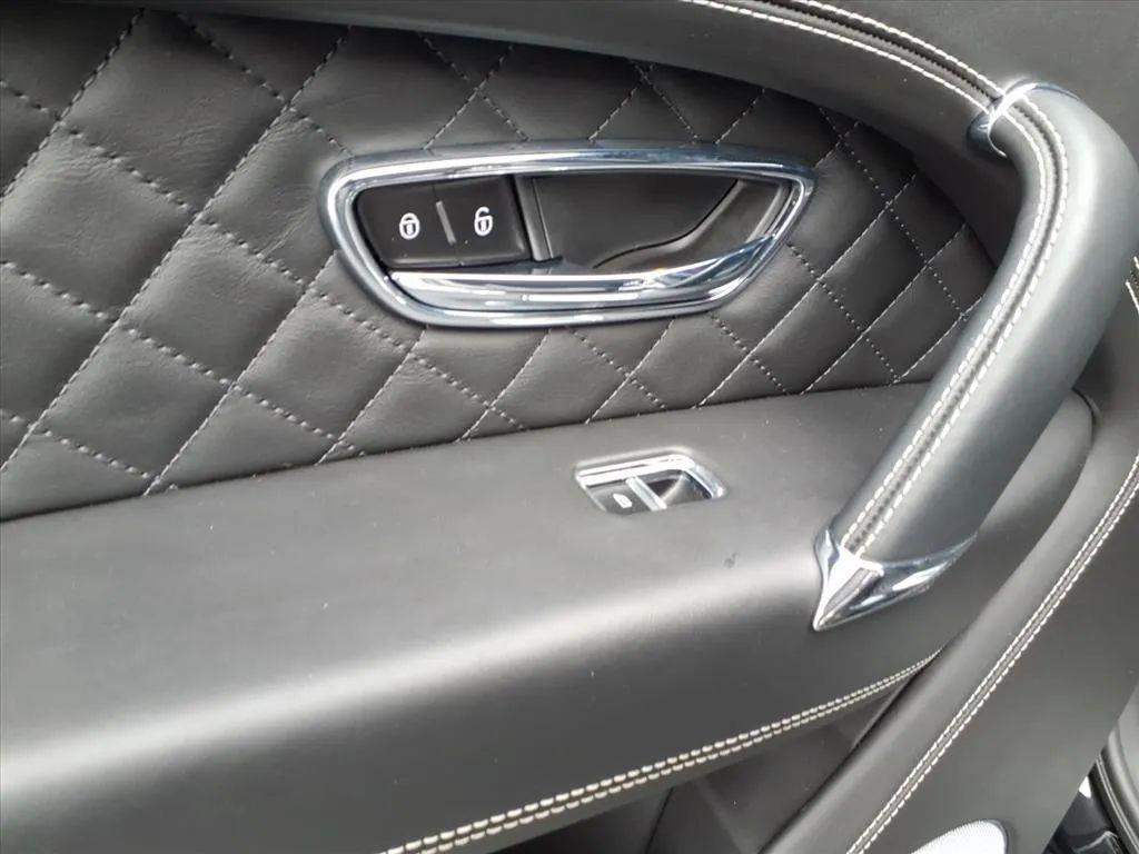 used 2018 Bentley Bentayga car, priced at $69,900